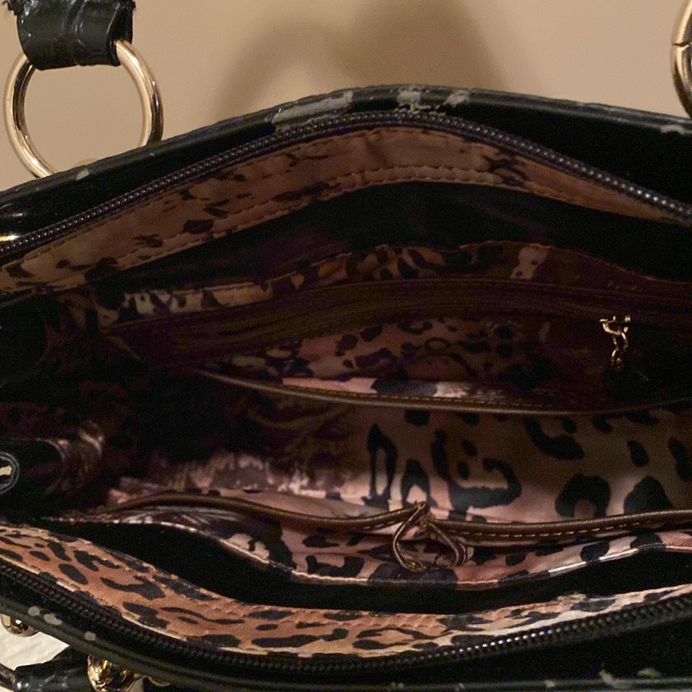 Handbag - Picture 4 of 6